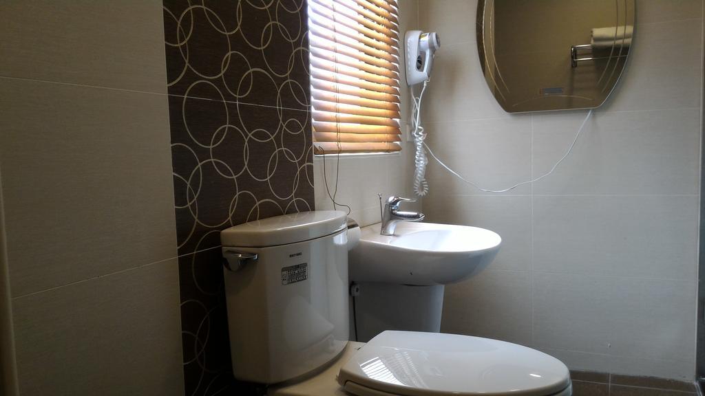 Eight View Otel Luodong Dış mekan fotoğraf