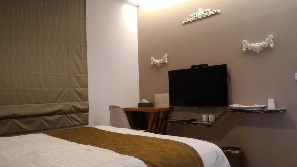 Eight View Otel Luodong Dış mekan fotoğraf